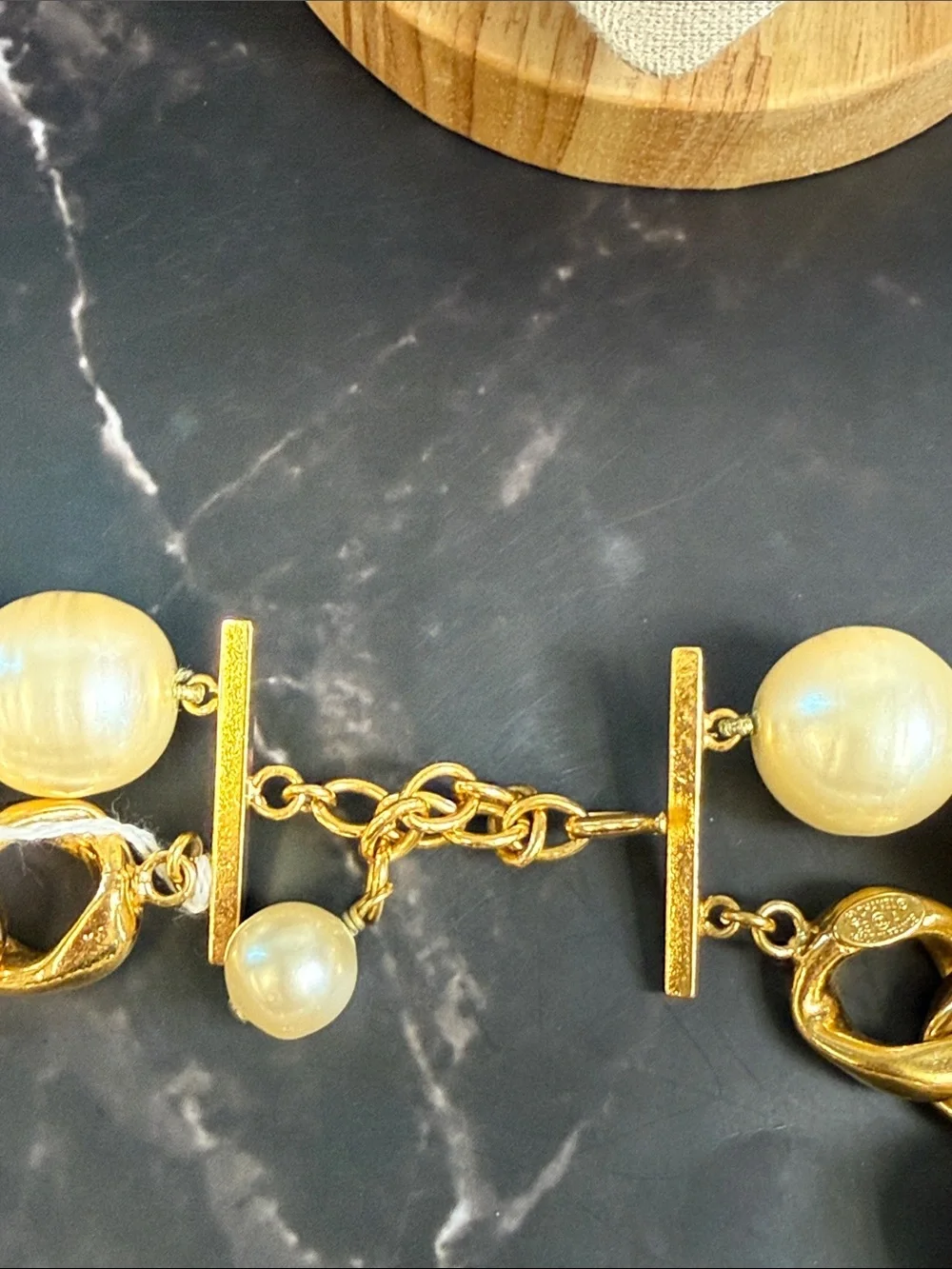 CHANEL Oversized Vintage Faux Pearl Curb Chain Necklace